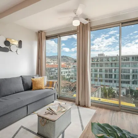 Alegria Flat By An Island *